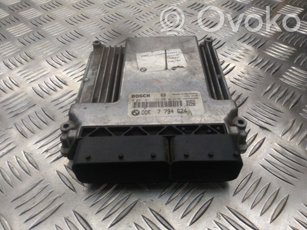 Блок управления двигателя   DDE7794624