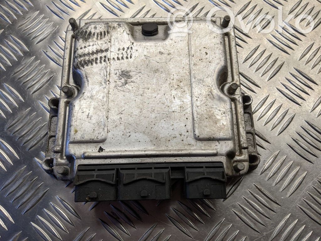 Engine control unit/module   9658373180,0281011518