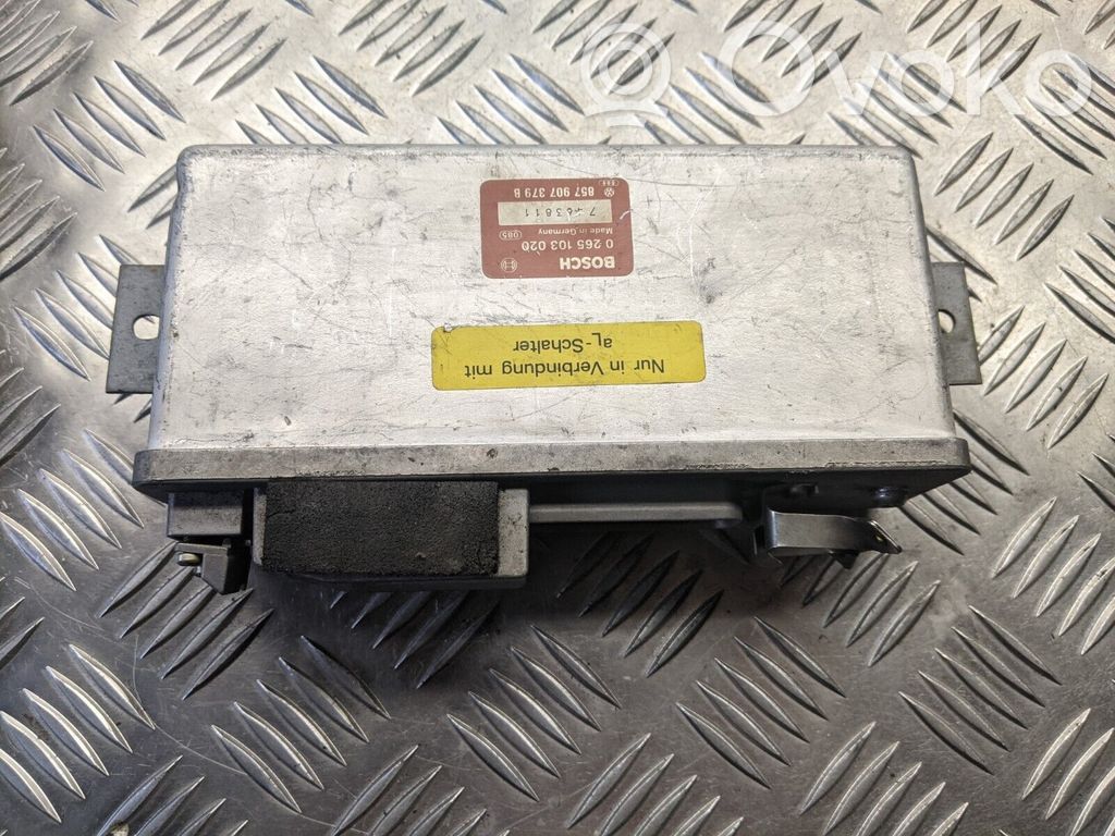 Unidad de control/módulo del ABS   857907379B,0265103020