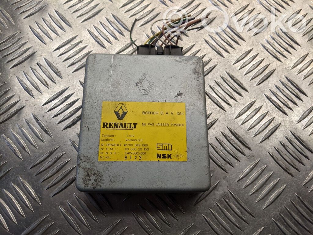 Engine control unit/module   6000022153,7700849066