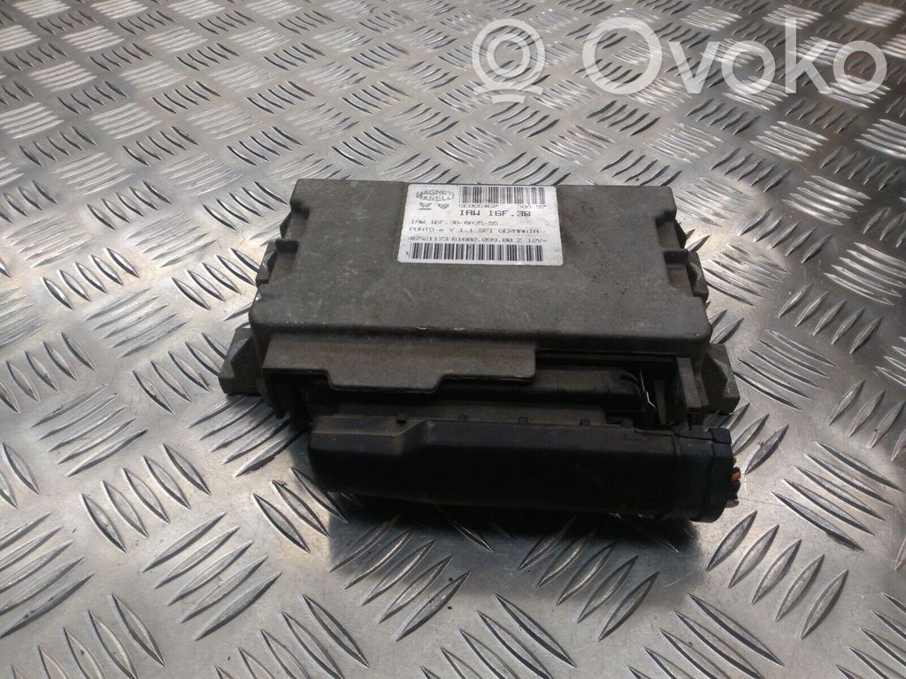 Fiat Punto (176) Engine control unit/module 