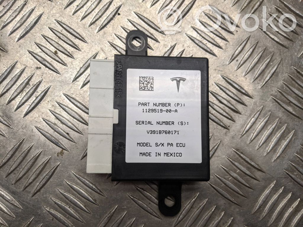 Unidad de control/módulo de la puerta   105589100D,V3A0176006C