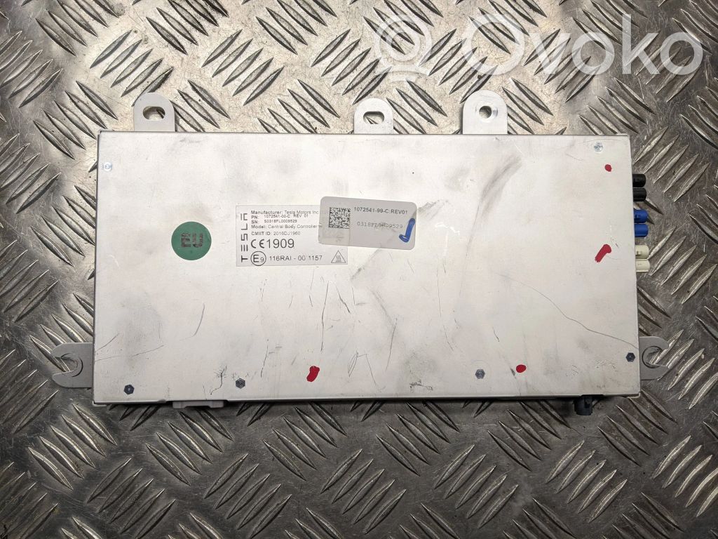 Tesla Model X Central body control module 