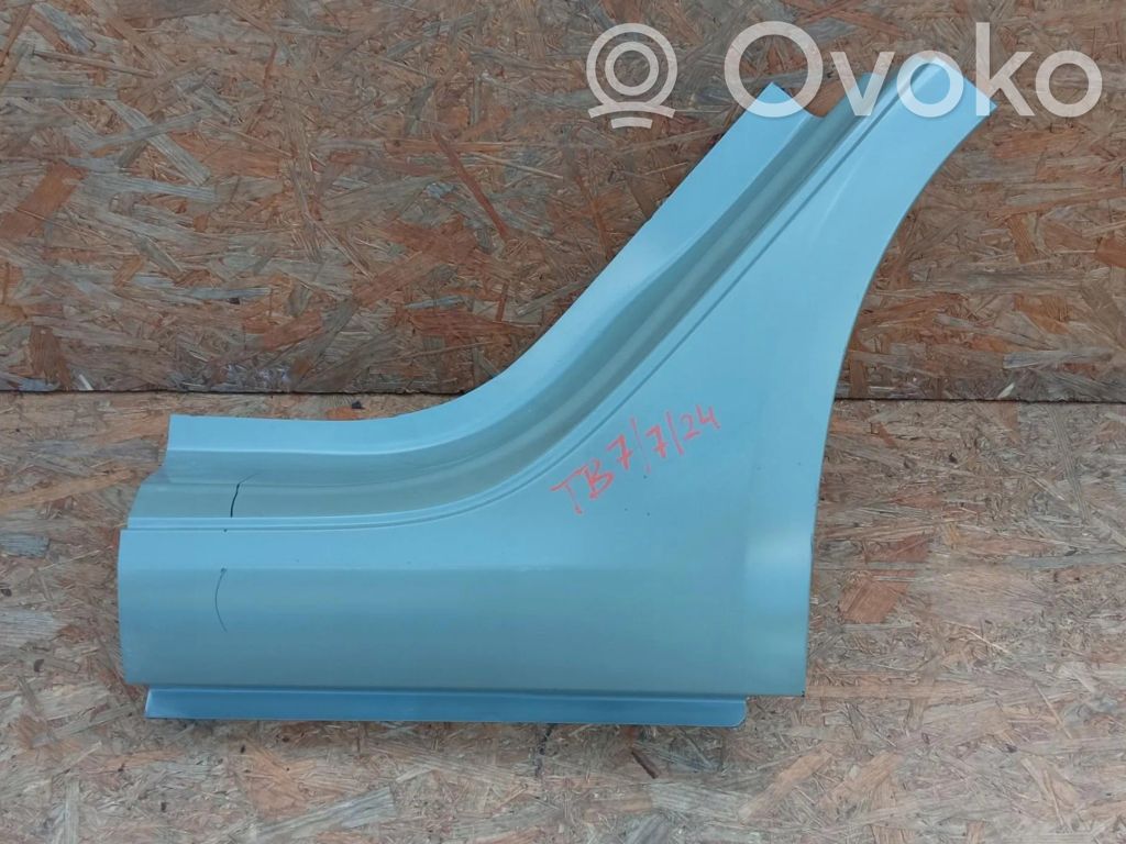 Tesla Model 3 Pilar (medio) 
