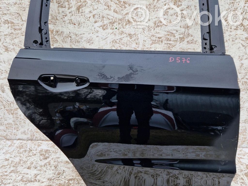 Ford Kuga III Galinės durys 