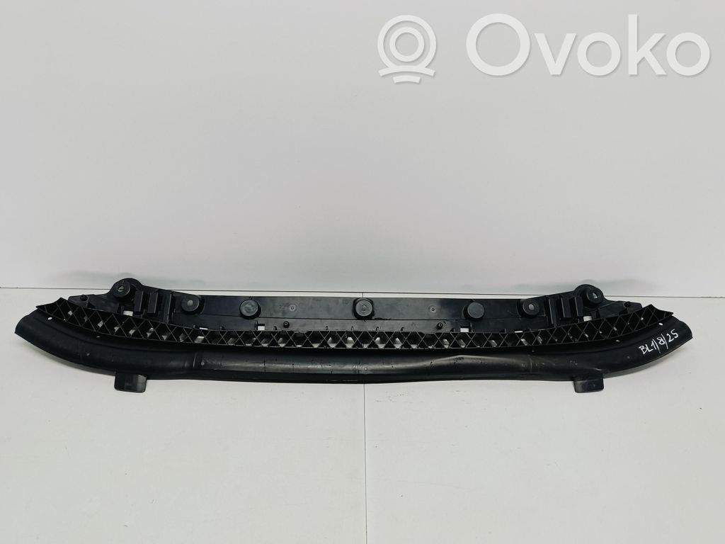 Audi Q6 e-tron Front bumper skid plate/under tray 