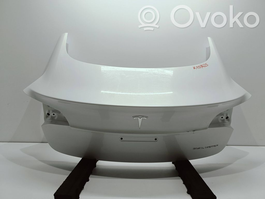 Tesla Model 3 Tailgate/trunk/boot lid 