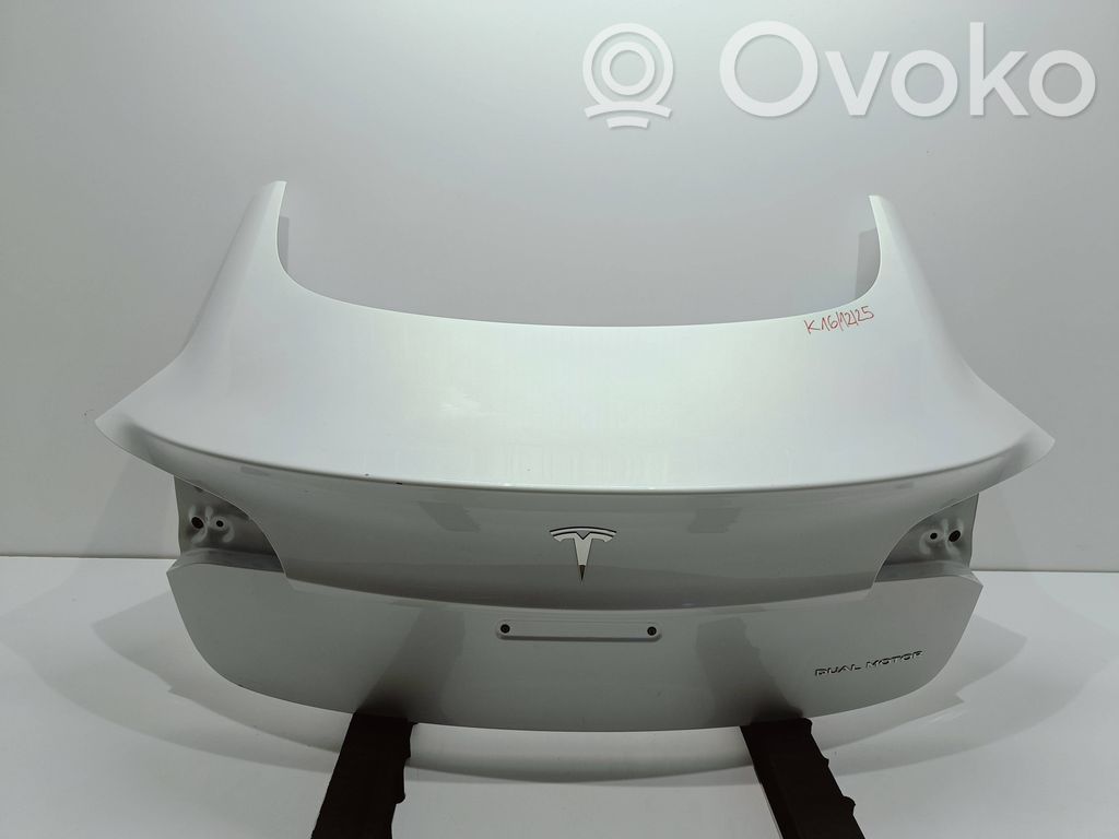 Tesla Model 3 Tailgate/trunk/boot lid 