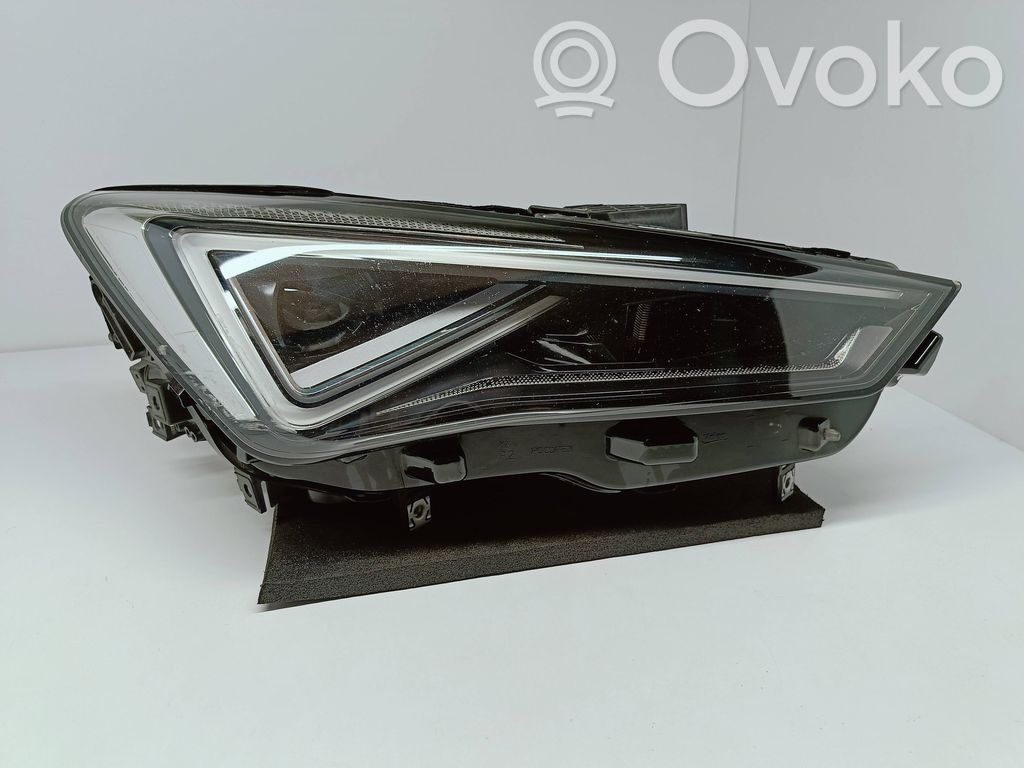 Seat Leon IV Lampa przednia 