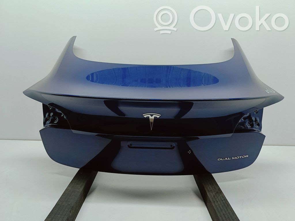Tesla Model 3 Galinis dangtis (bagažinės) 