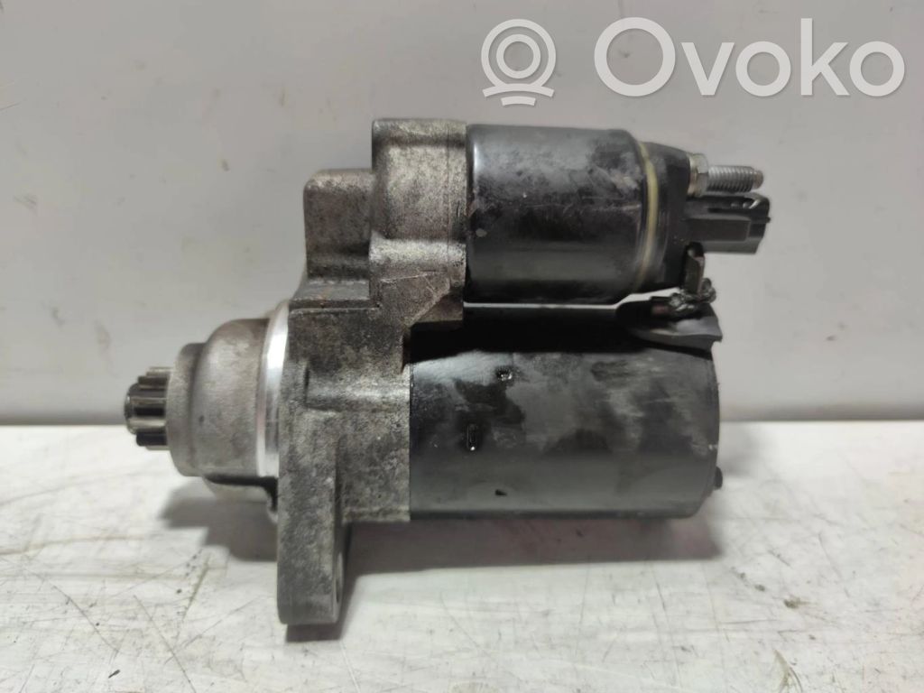 Motor de arranque   021911023M