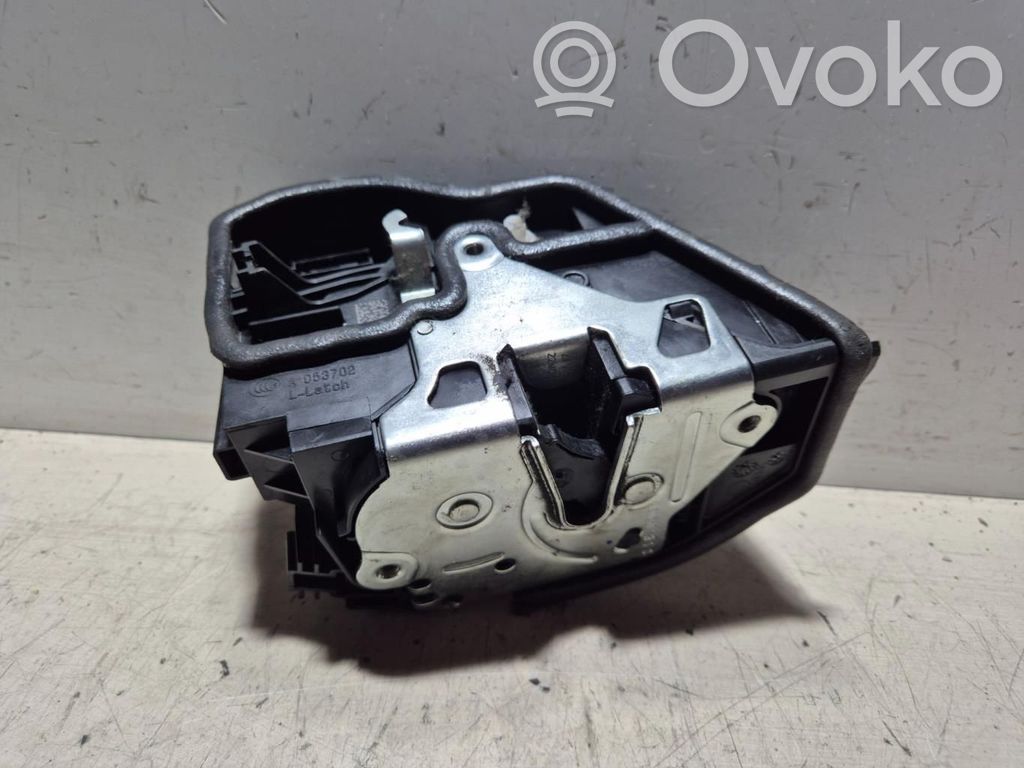 Front door lock   7229458