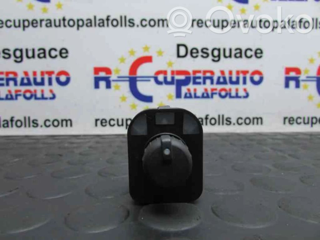Interruptor del espejo lateral   8E0959565