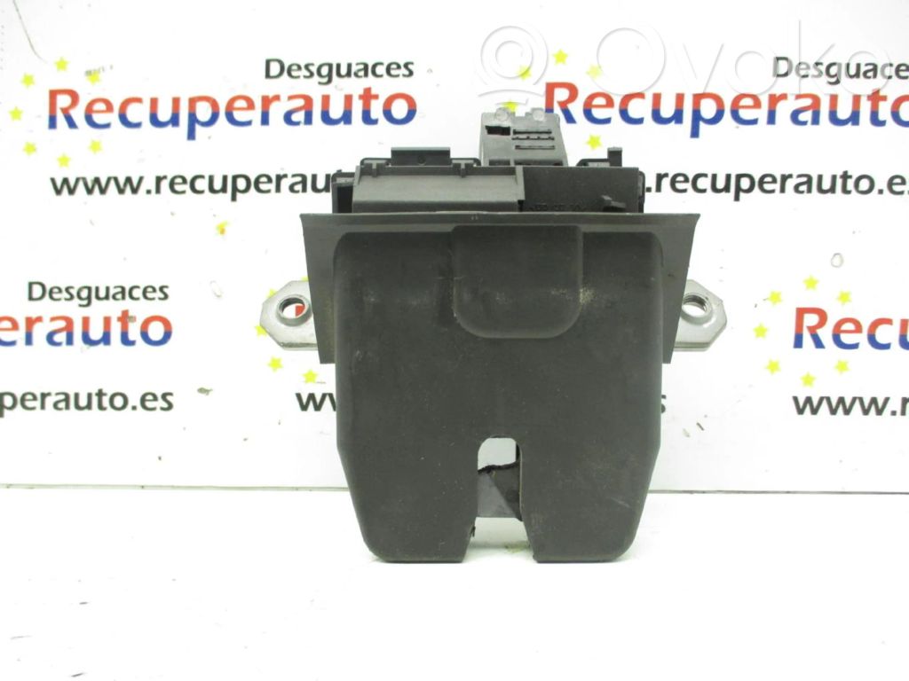 Tailgate/trunk/boot lock/catch/latch   8M51R442A66DC