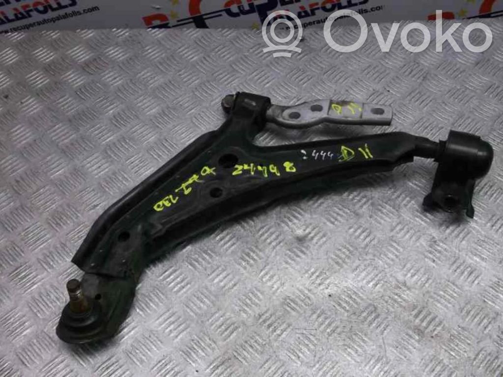 Nissan Primera Querlenker Achsschenkel vorne 