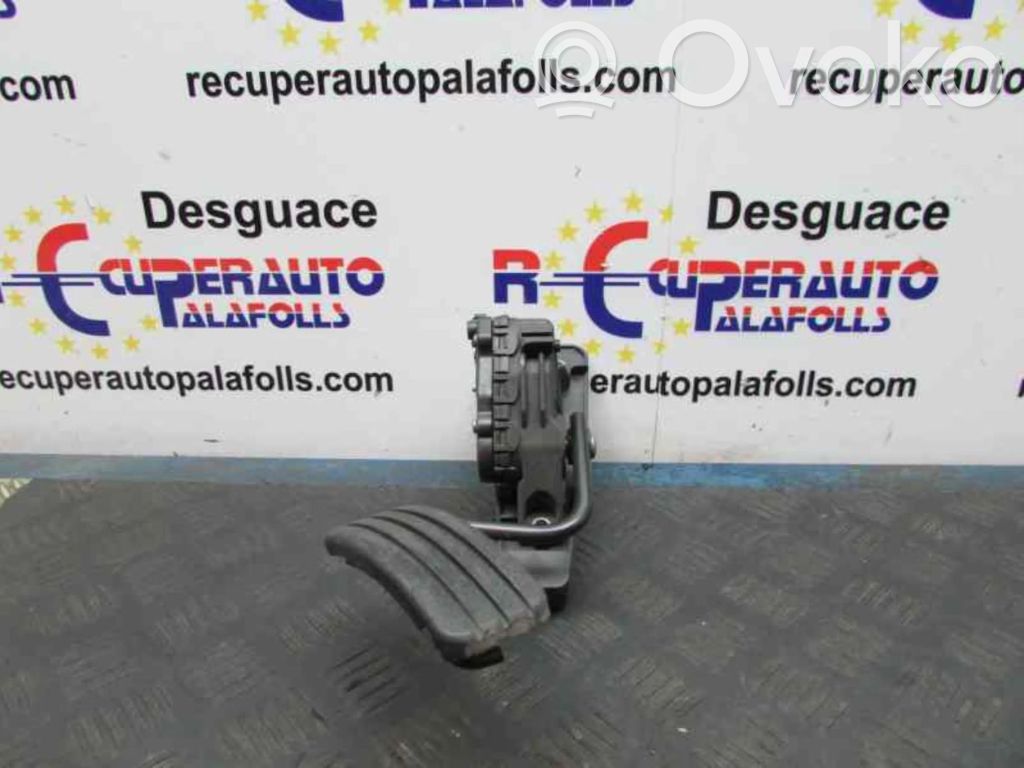 Gaspedal   8200007512