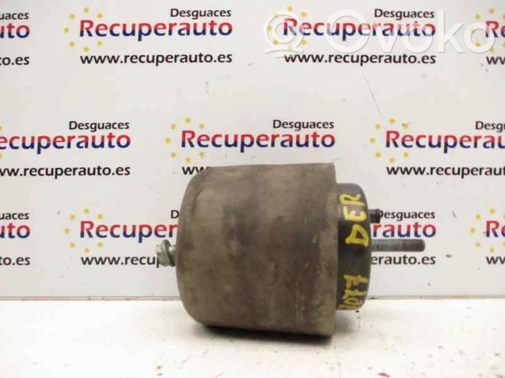 Engine mounting bracket   3D0199381E