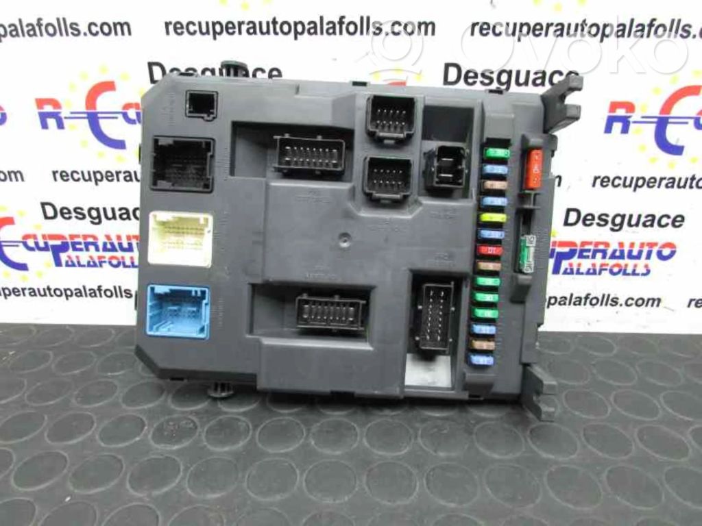 Módulo de fusible   9674016680