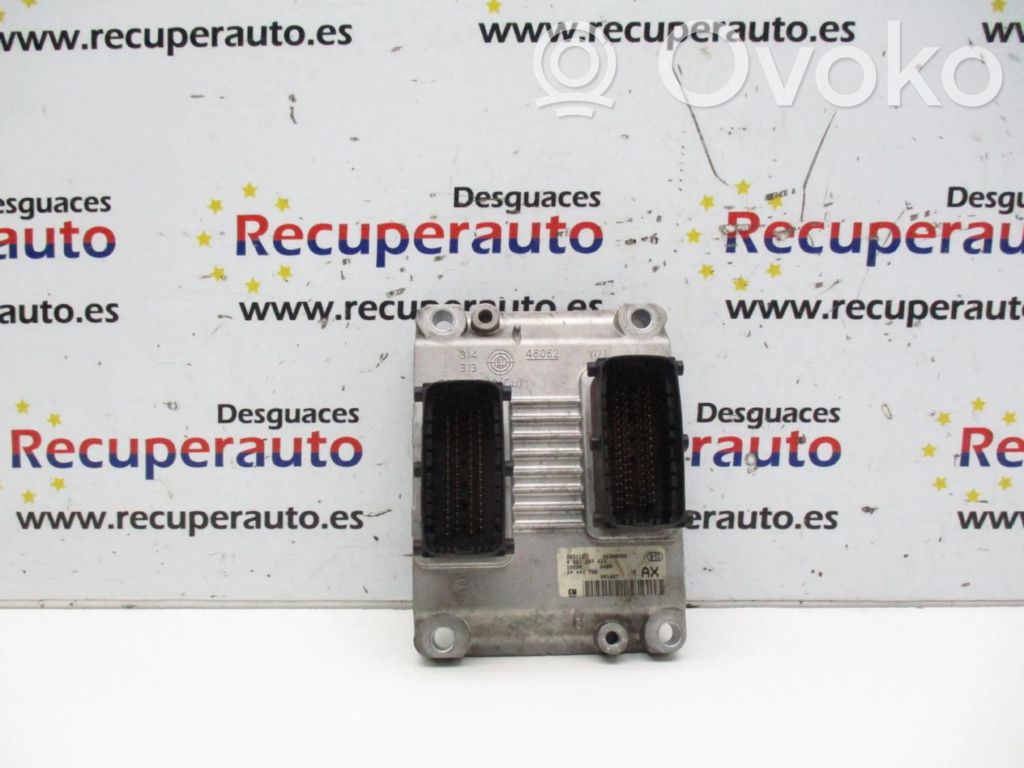 Opel Corsa C Komputer / Sterownik ECU silnika 