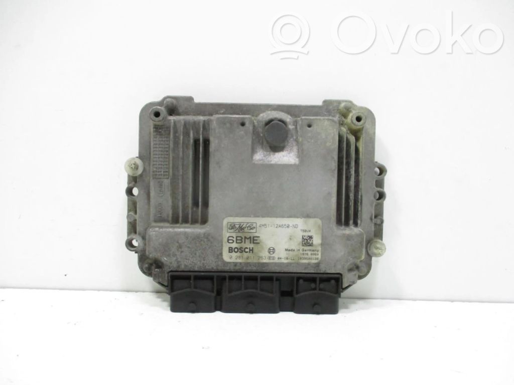 Unidad de control/módulo ECU del motor   4M5112A650ND