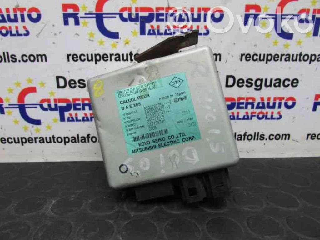 Renault Clio II Unité de commande / calculateur direction assistée 