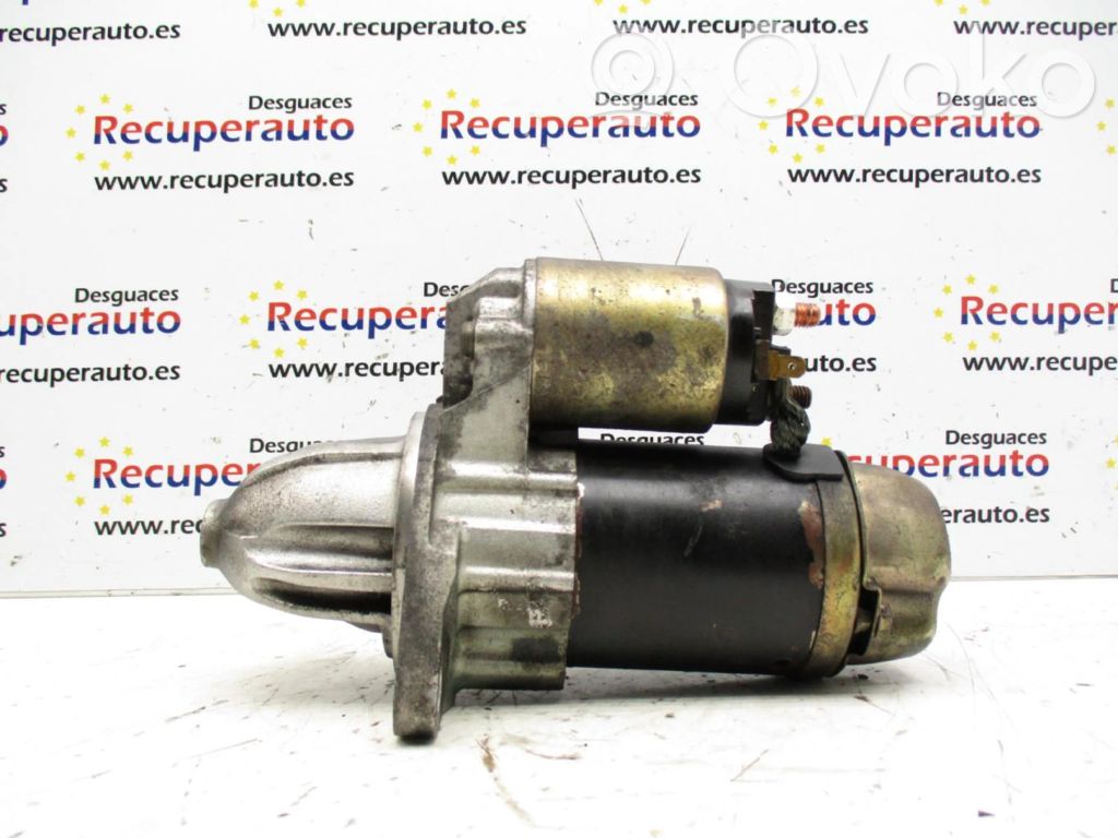 Motor de arranque   23300AA460