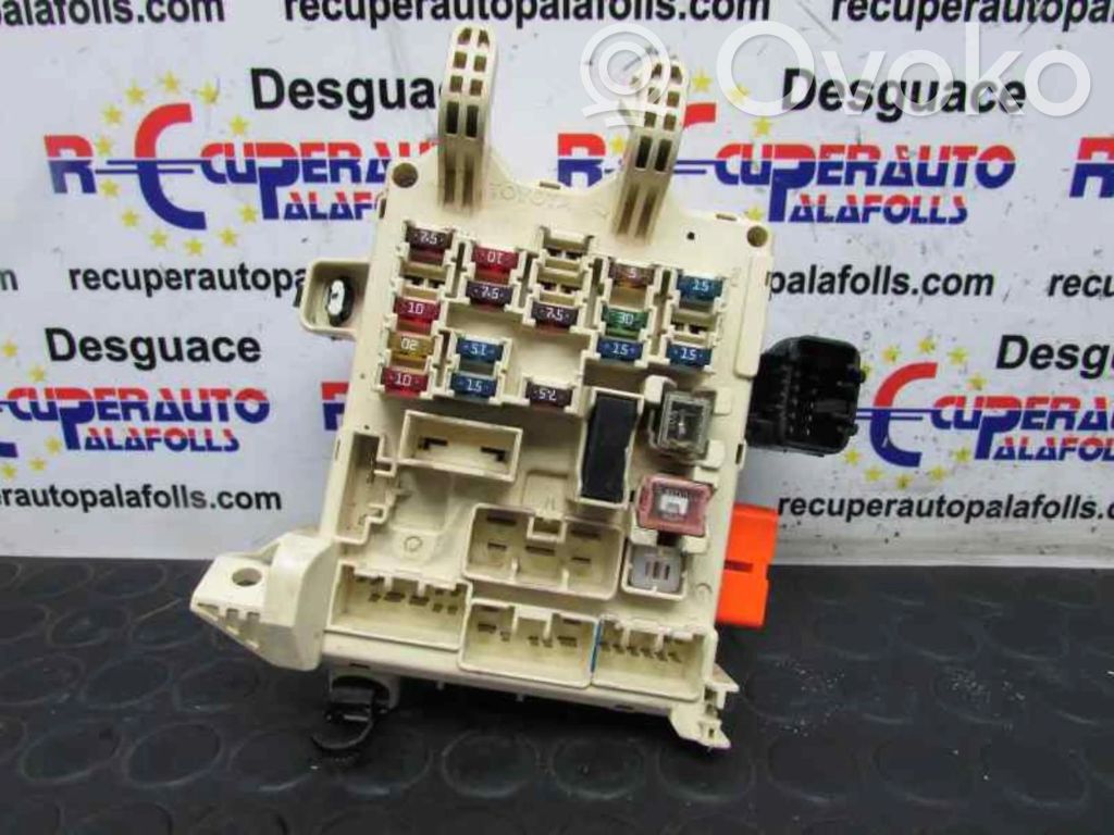Módulo de fusible   8264112150