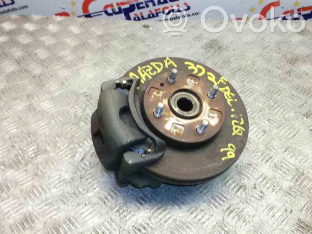 Mazda 323 F Передний поворотный кулак (ступица, цапфа) 