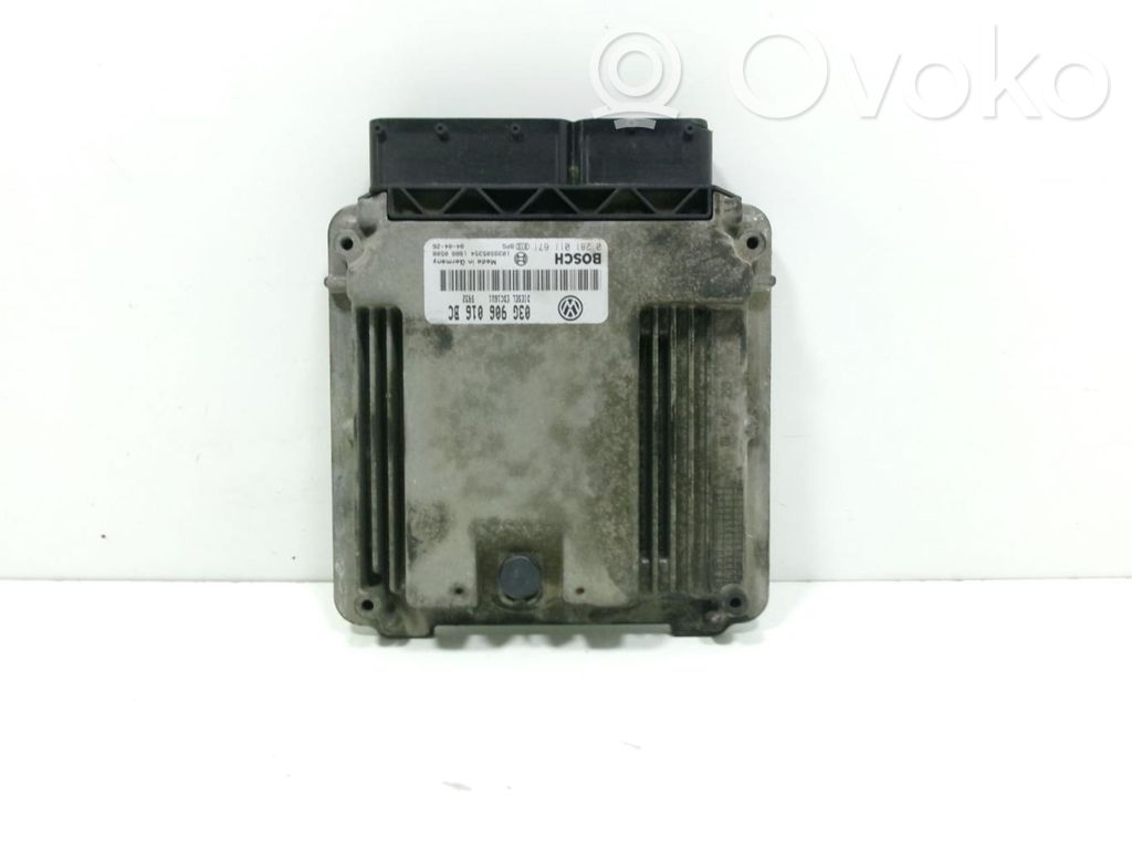 Volkswagen Golf V Engine control unit/module ECU 