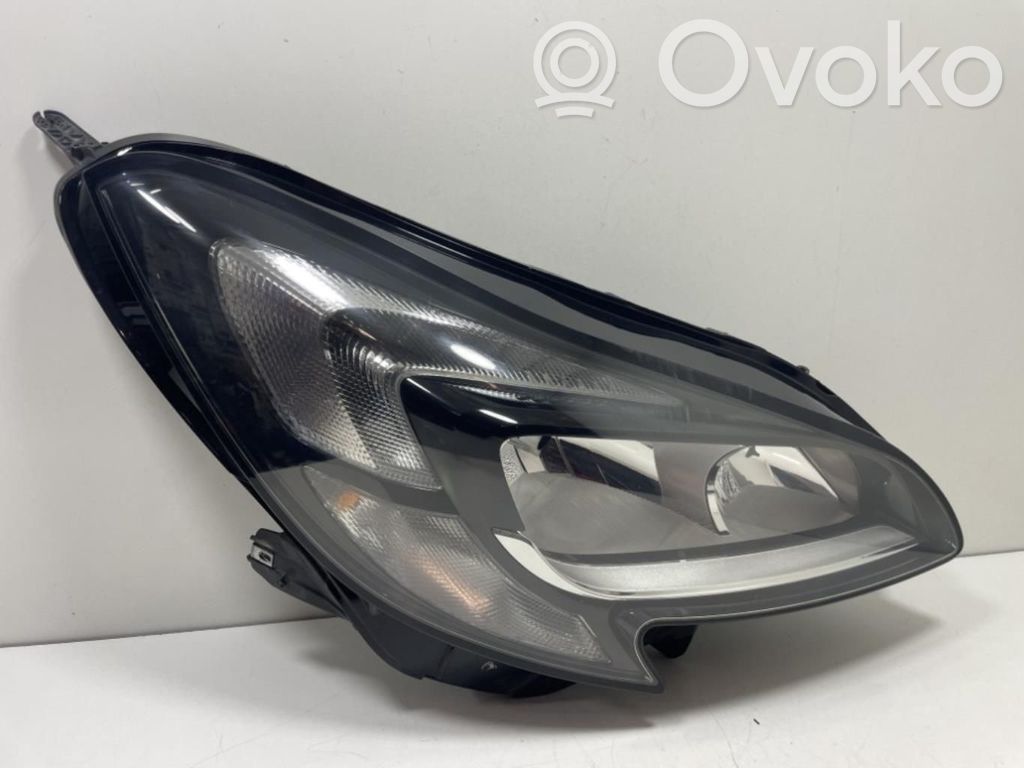 Opel Corsa E Headlight/headlamp 