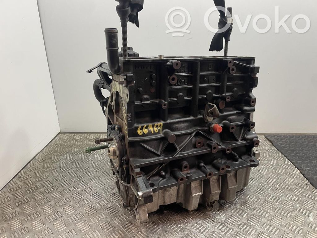 Volkswagen PASSAT Muu moottorin osa 