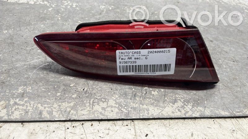 Tailgate rear/tail lights