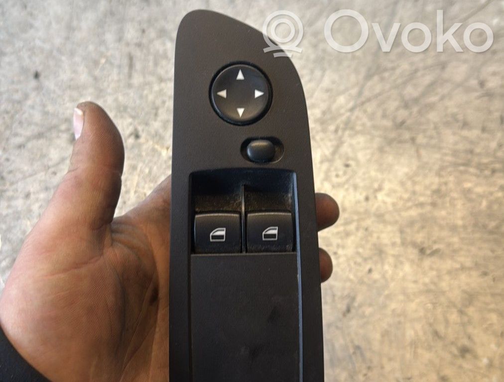 Electric window control switch