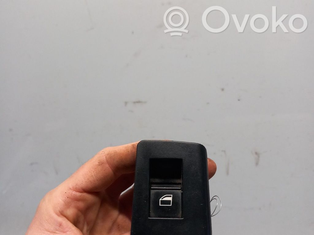 Interruptor del elevalunas eléctrico   61318385955