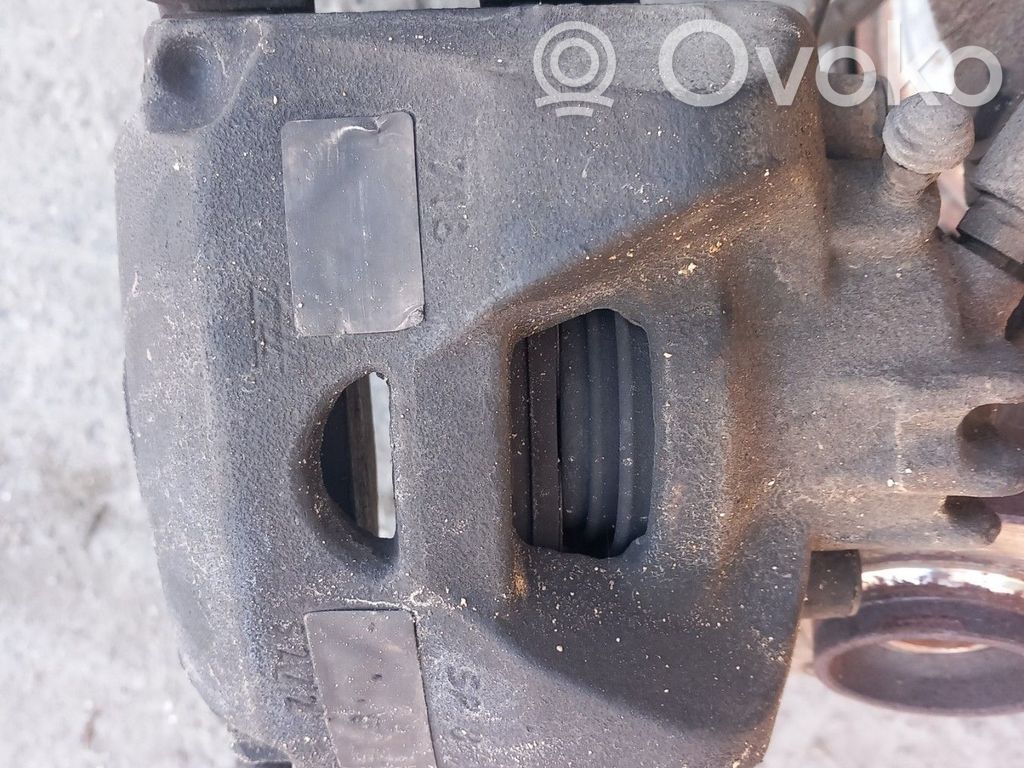 Etujarrusatula   00004400V8