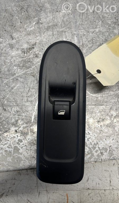Electric window control switch   98012512XT
