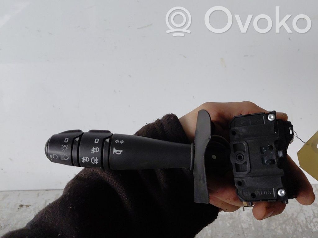 Dacia Logan I Indicator stalk 