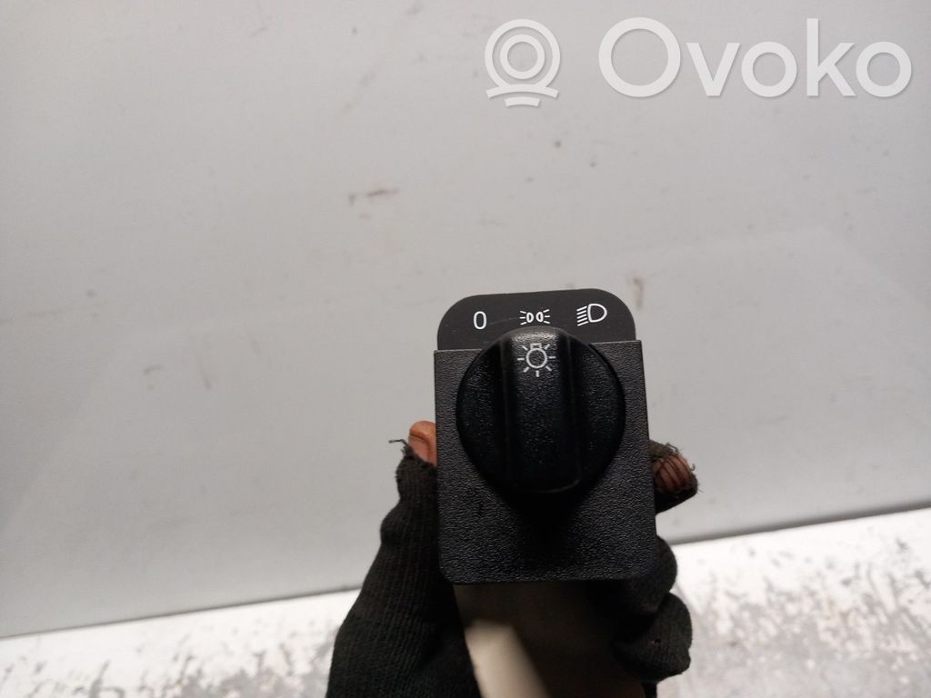 Opel Agila A Interruptor de luz 