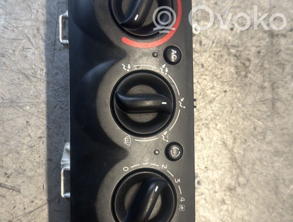 Renault Clio II Climate control unit 