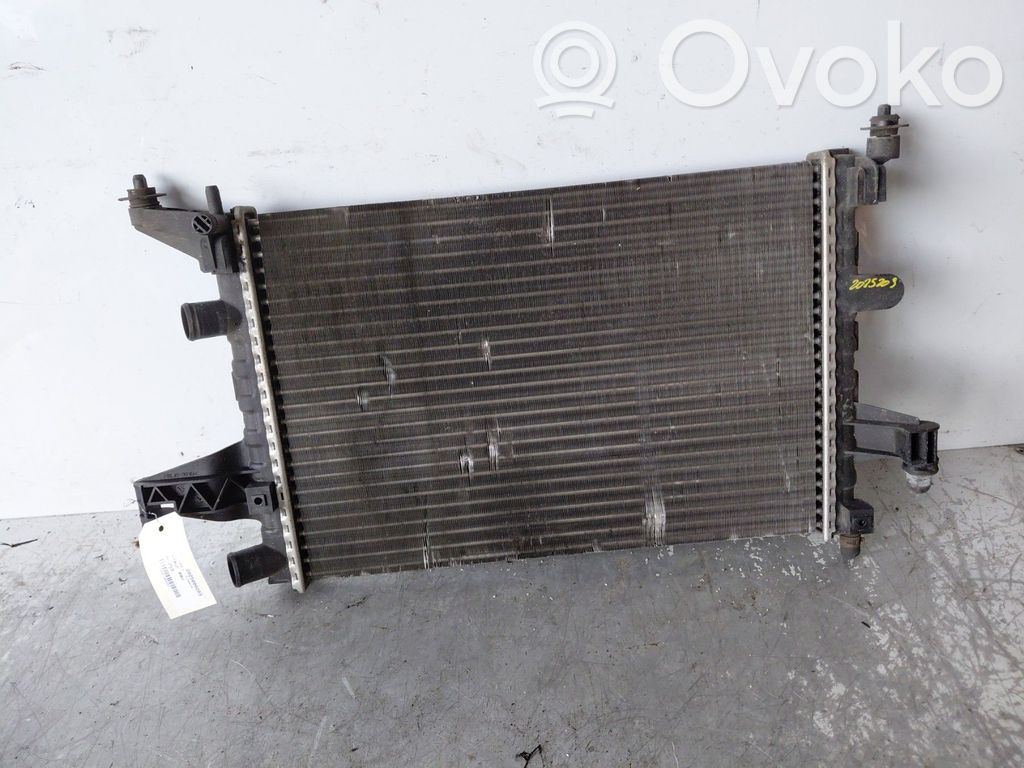 Opel Corsa C Coolant radiator 