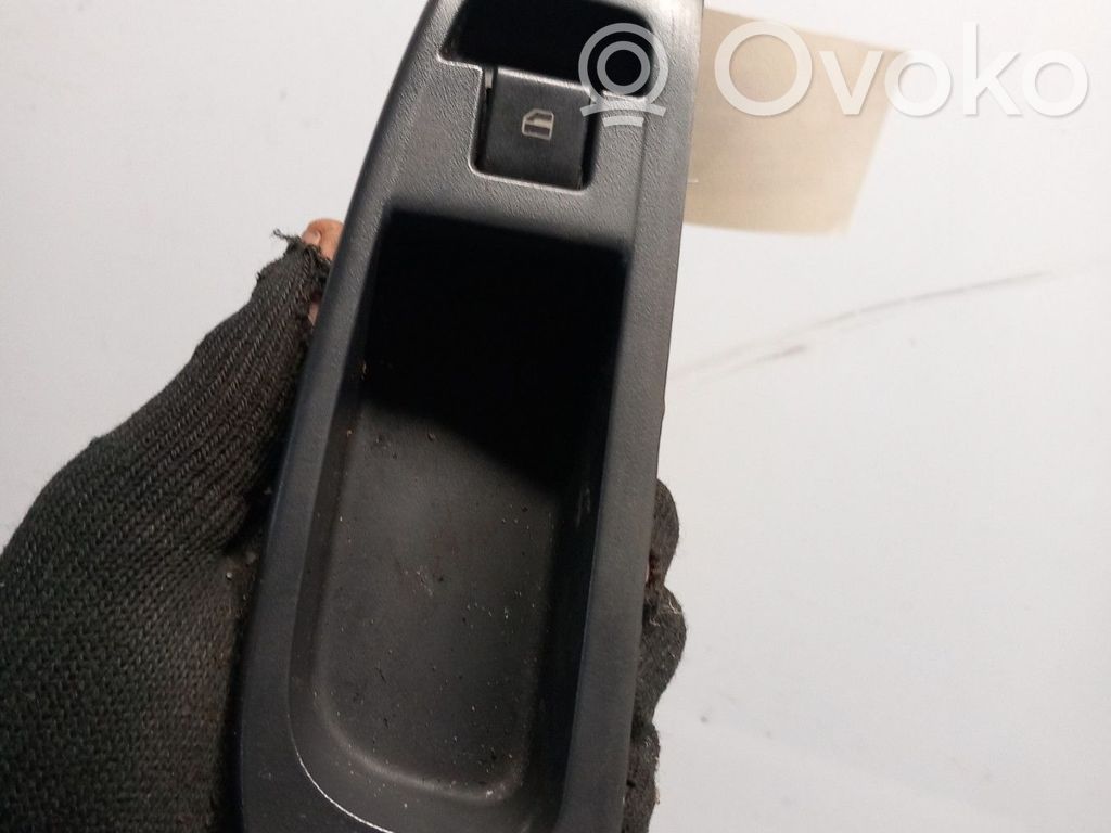 Volkswagen Fox Comutator comandă geamuri electrice 