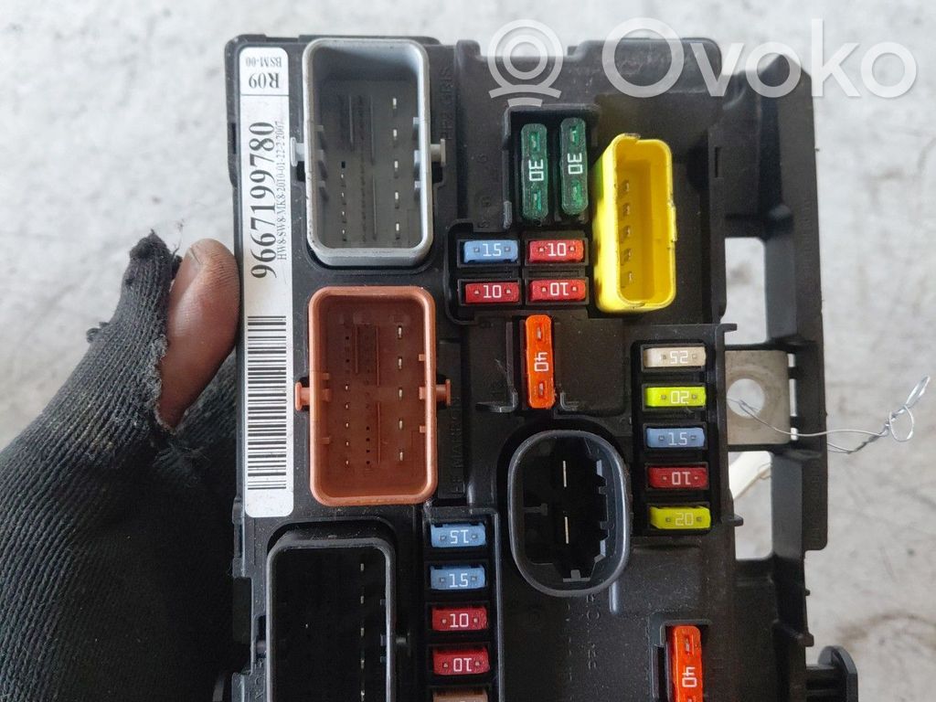 Peugeot 207 BSM Control unit 