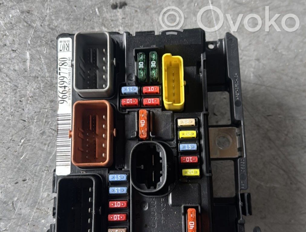 Peugeot 207 BSM Control unit 