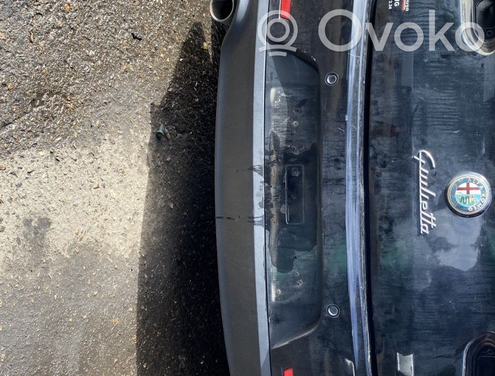 Alfa Romeo Giulietta Bară spate 