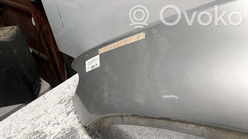 BMW X5 E53 Sparnas 