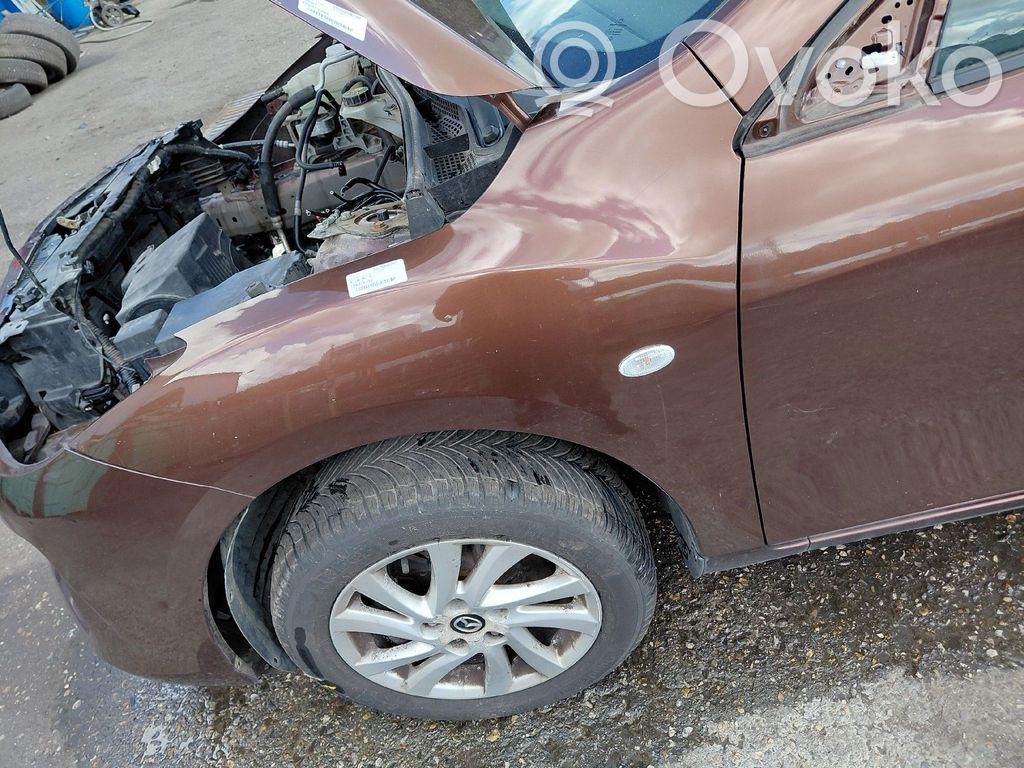 Mazda 3 II Spārns 