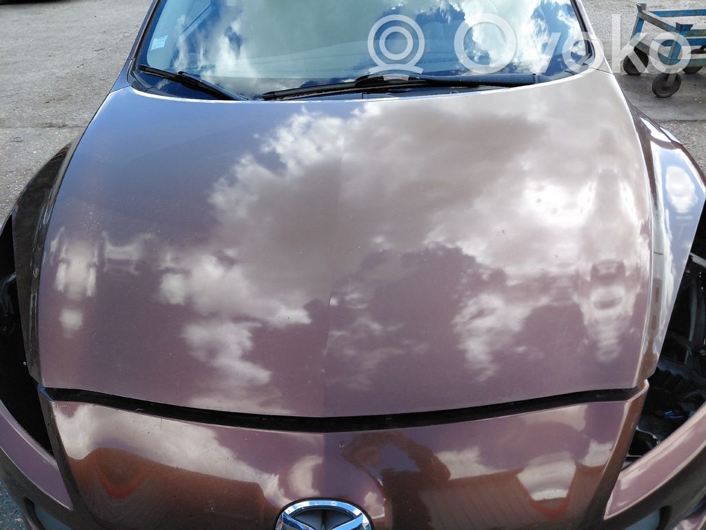 Mazda 3 II Konepelti 