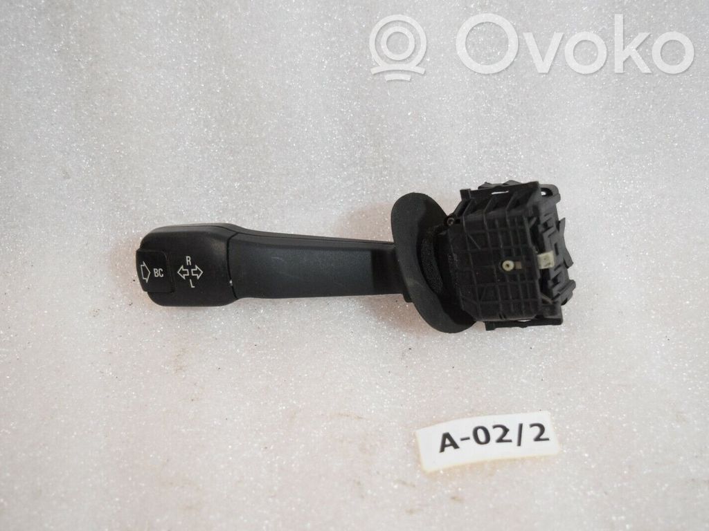 Suuntavilkun vipu   8352172