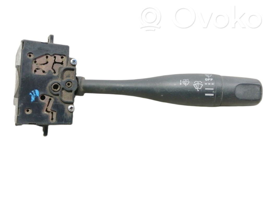Nissan Serena Commodo d'essuie-glace 