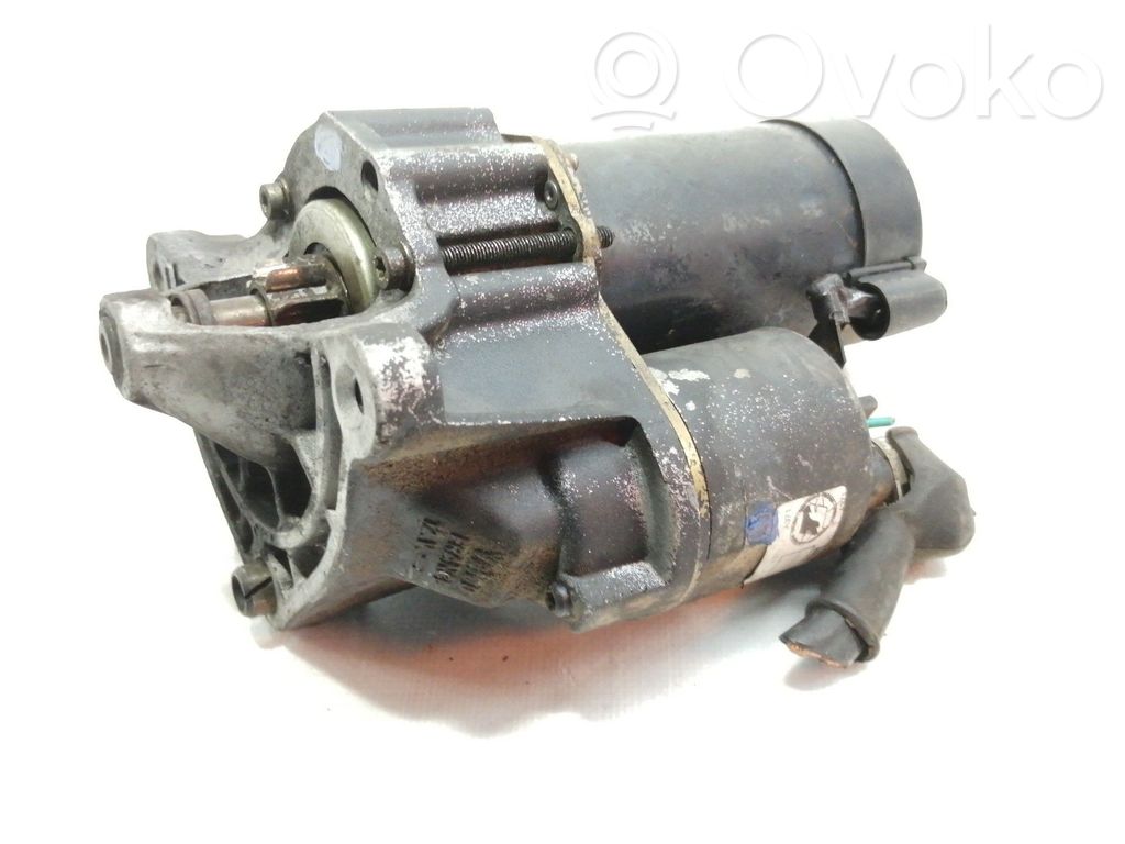 Peugeot 205 Starteris 
